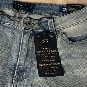 BNWT Lucky Brand Sasha Super Skinny Jeans
